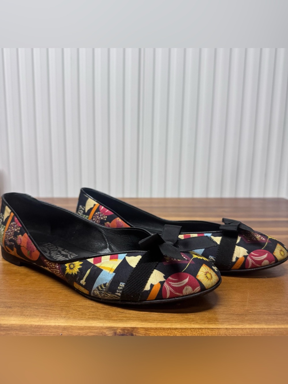 Salvatore Ferragamo Stampa Fiera Scarf Animal Ballet Bow Flats Shoes 8 M READ